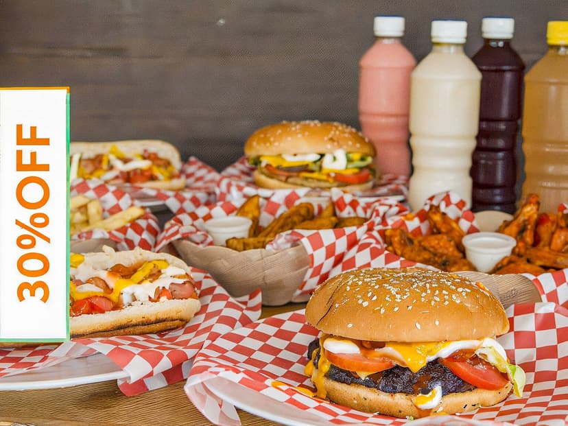 Hamburguesas Al Carbón Vallarta