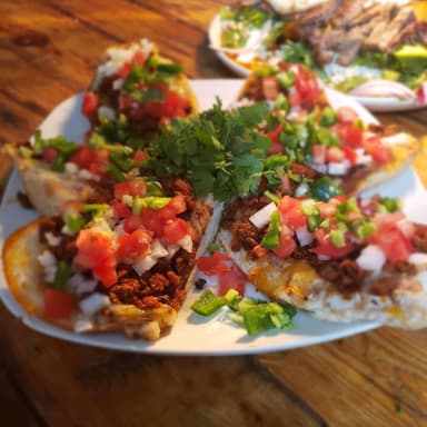 Molletes de Chorizo