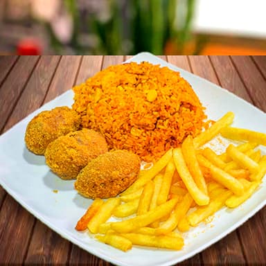 Arroz Paisa + 3 Croquetas Pollo + Papas (Personal)