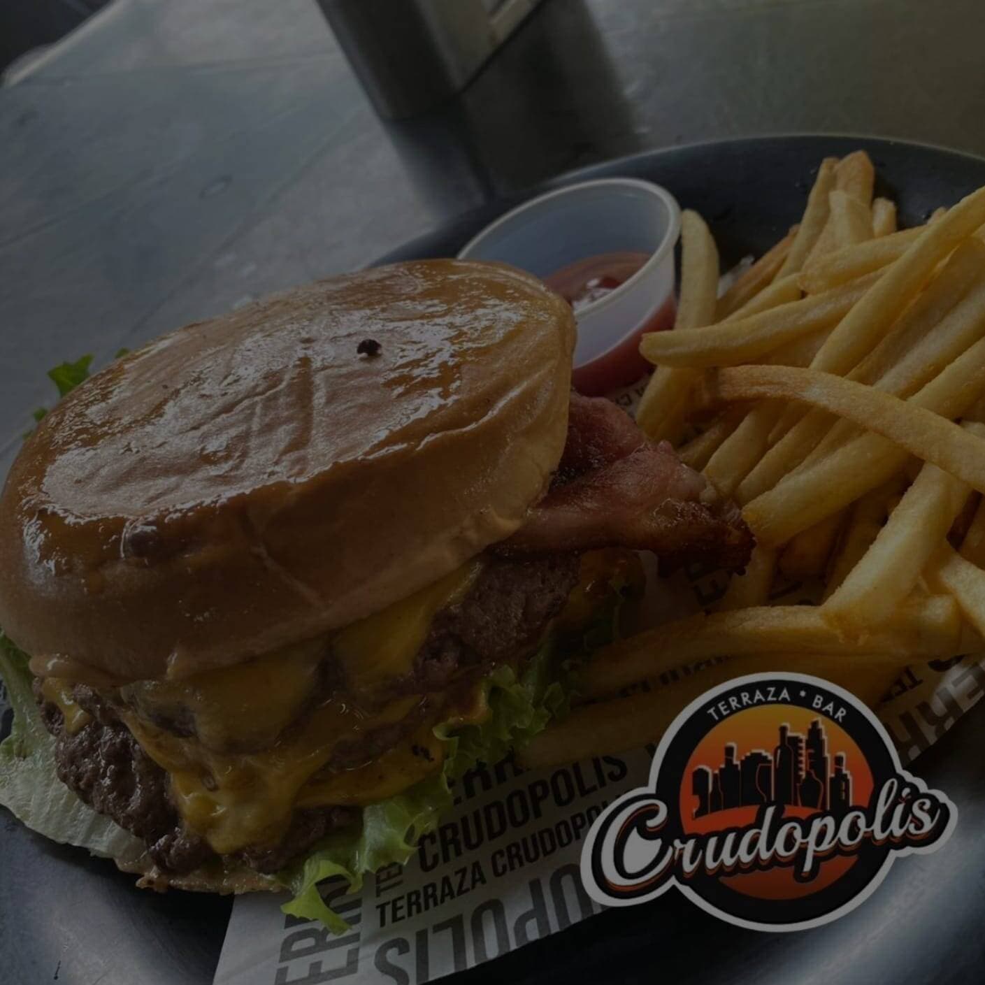 Hamburguesa Smash con papas