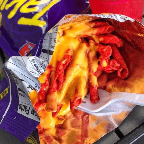 Takis Fuego con Queso