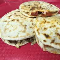 Gordita de Harina Asado Verde