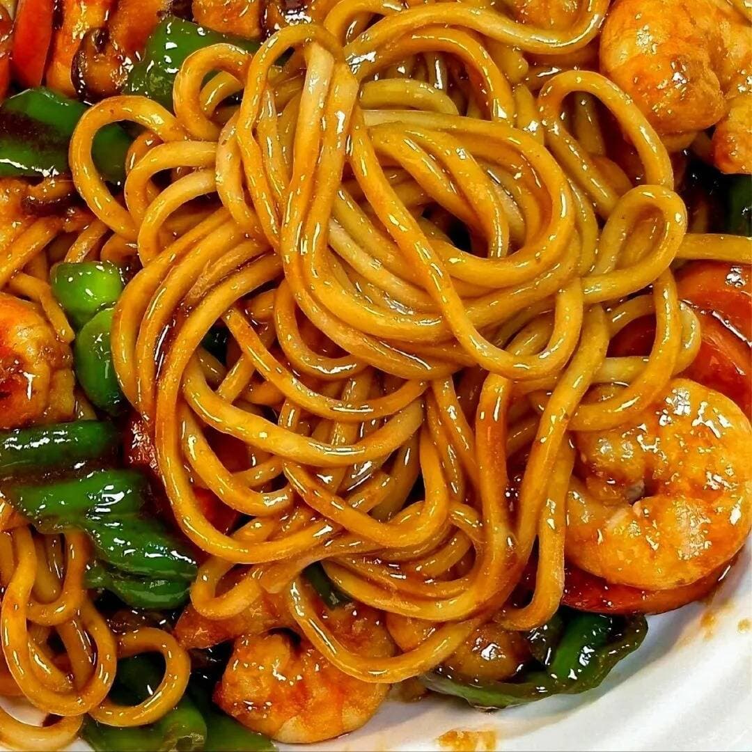 1/2 ORDEN CHOW MEIN CAMARON
