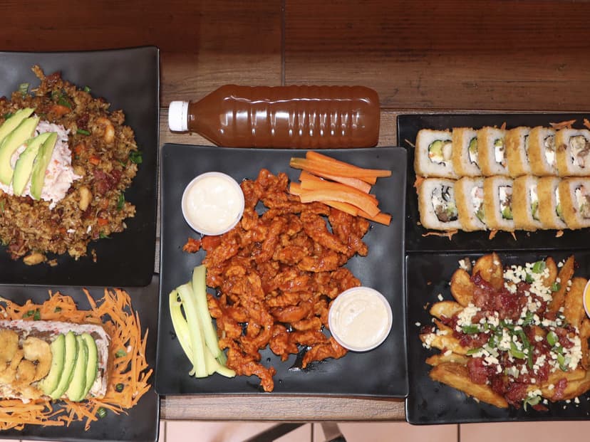 Hakishi Sushi & Boneless