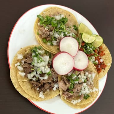 TACO LECHON