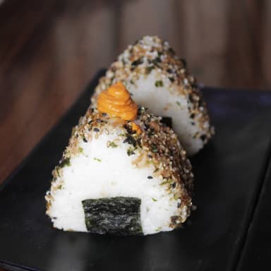 Onigiri (Samgak Kimbap)