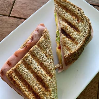 Sandwich de Jamon y Queso