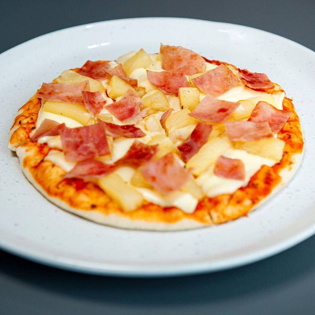 Pizza Hawaiian con Papas