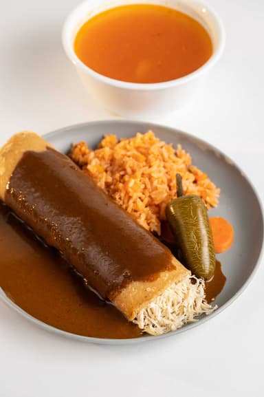 Combo Enmolado (Taco Enmolado + Compl + 1 Ref)