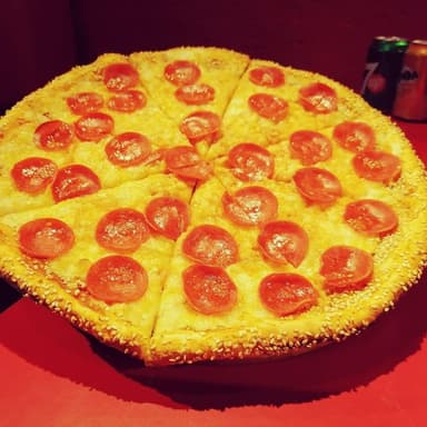 Peperoni Pizza Familiar