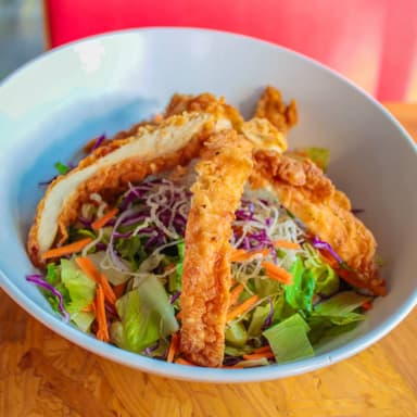Ginger Cryspy Chicken Salad