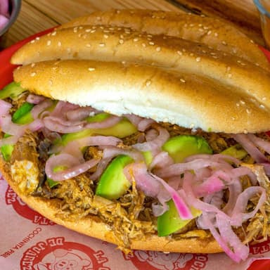 Torta de Cochinita Pibil