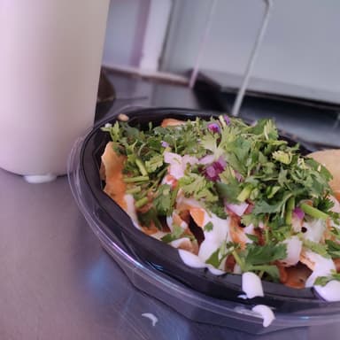 Chilaquiles con Pastor.