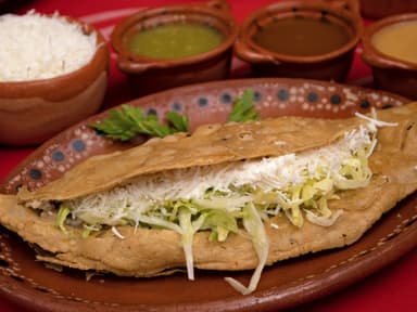 Quesadilla de Cochinita Pibil