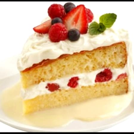 Torta de 3 Leches de Fresa Porción