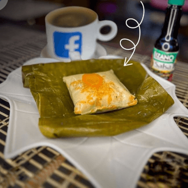 Tamal casero de cerdo + Café negro o con leche
