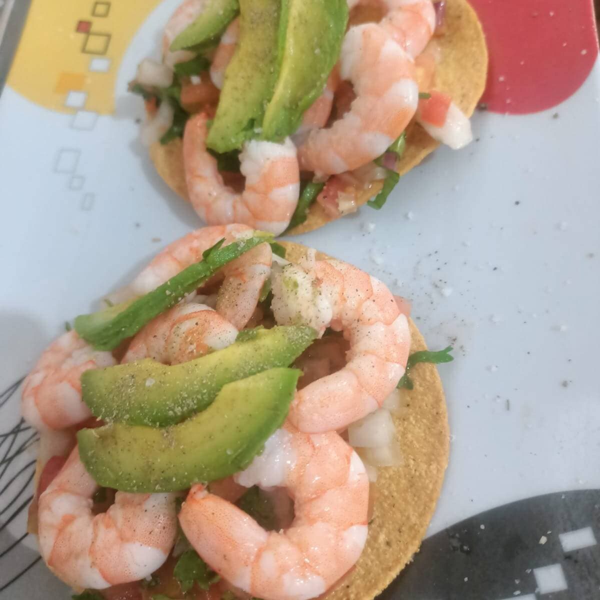 Tostada de Camarón Entero