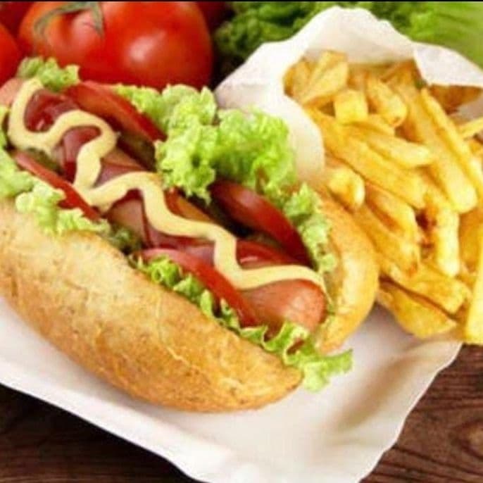 Perro caliente + papas francesa