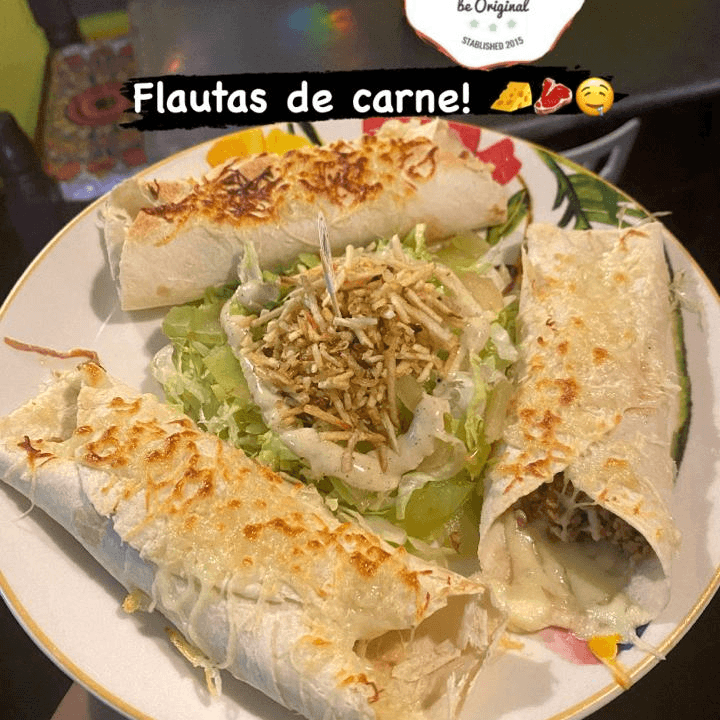 Crepe Flautas De Carne