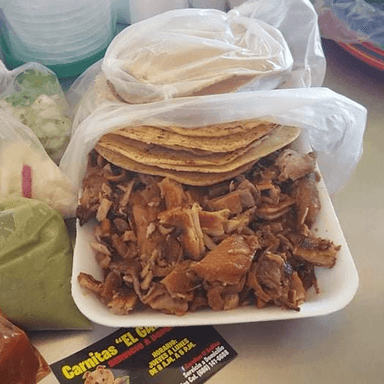 Combo-1/2 Kilo Carnitas + Agua del Día