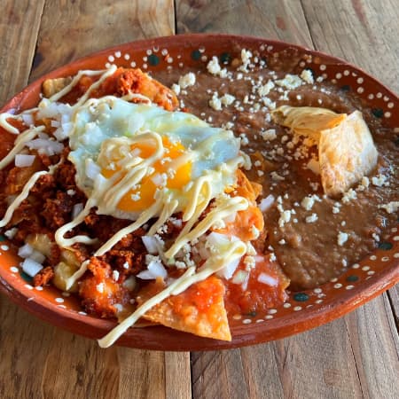 Chilaq c Longaniza/Jugo Naranja o Café de Olla