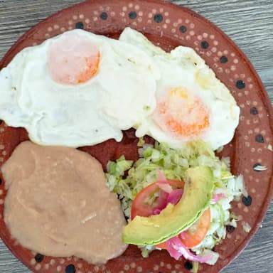 Huevos Estrellados