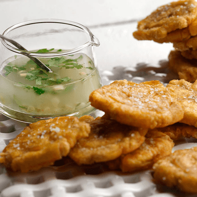 Tostones con Queso