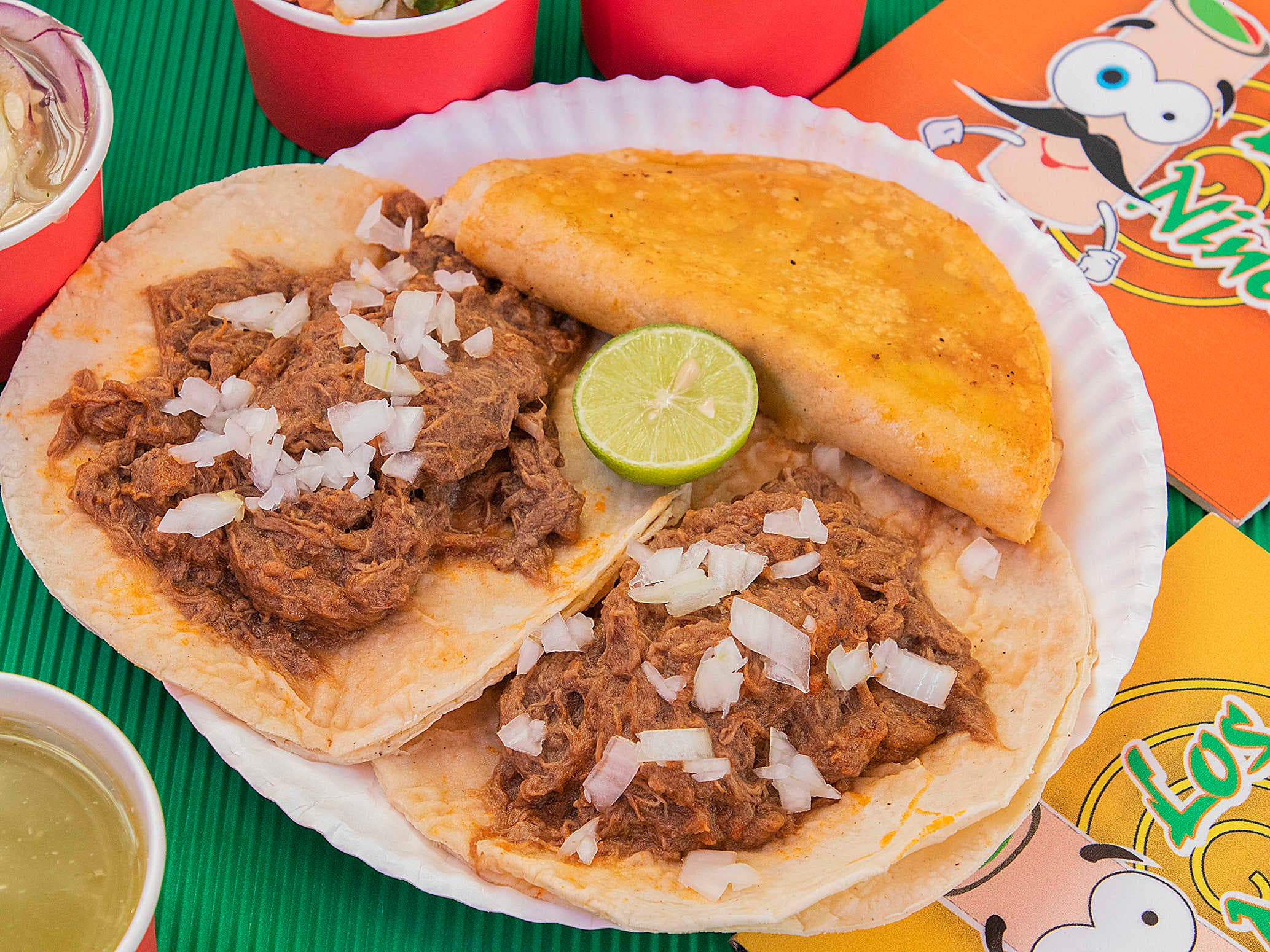 Taco Blando de Barbacoa