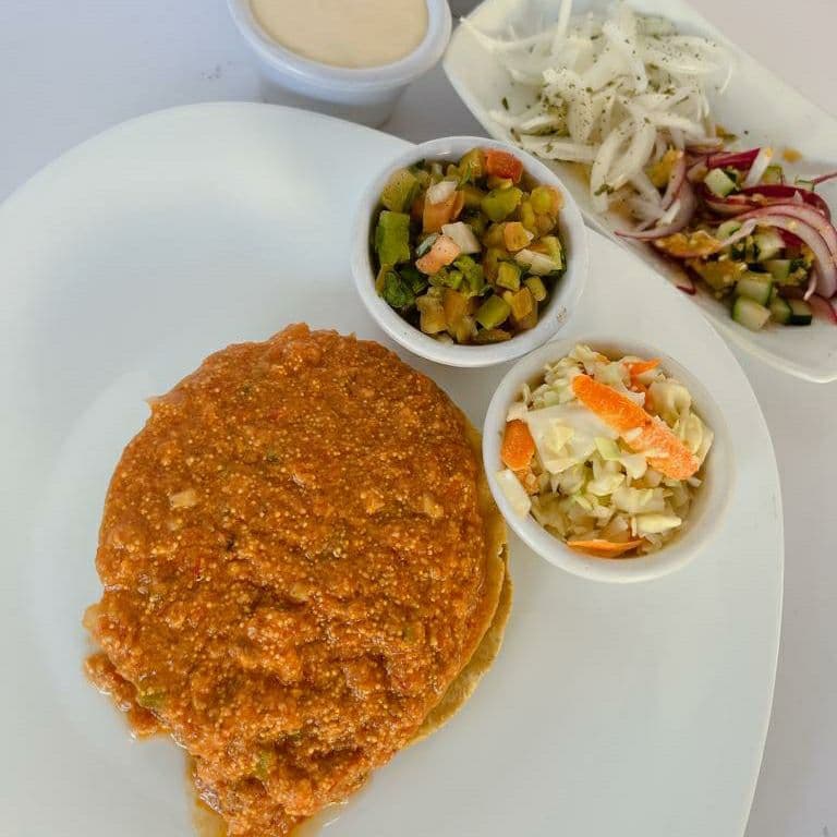 Tostada de Hueva Guisada