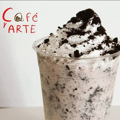 OREO Frappé + Waffle