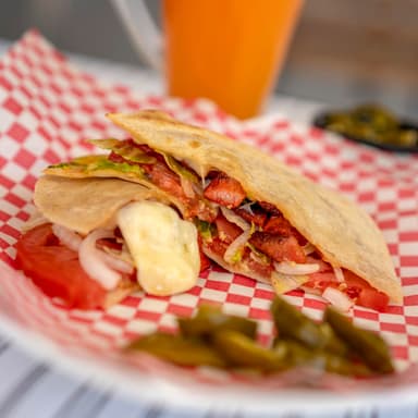 Combo Sincronizada + Agua de Melón 1/2 Litro