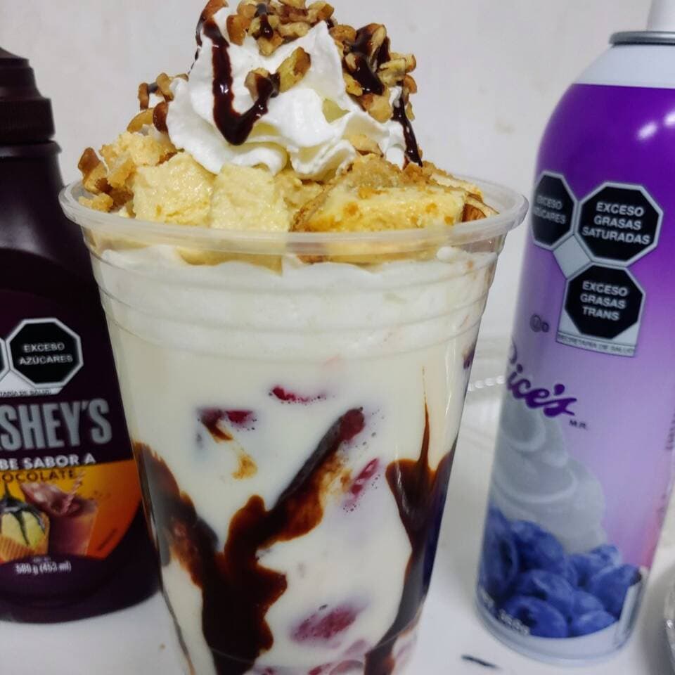 Fresas con crema naturales c/cheesecake 16oz