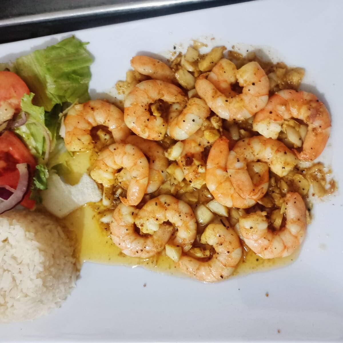 Camarones al Mojo de Ajo