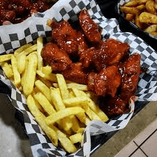 Combo Alitas BBQ Habanero y Papas a la Francesa