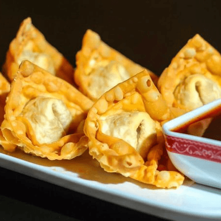 Wantan rellenos de Pollo a la Brasa