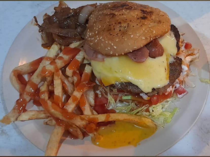Kelly burguer's