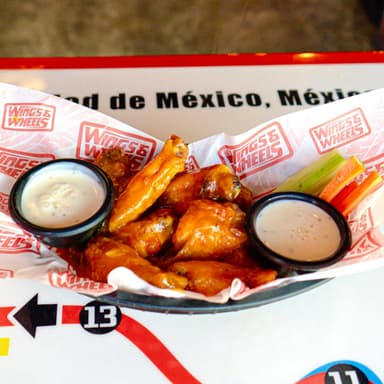 Orden de 12 Piezas de Alitas