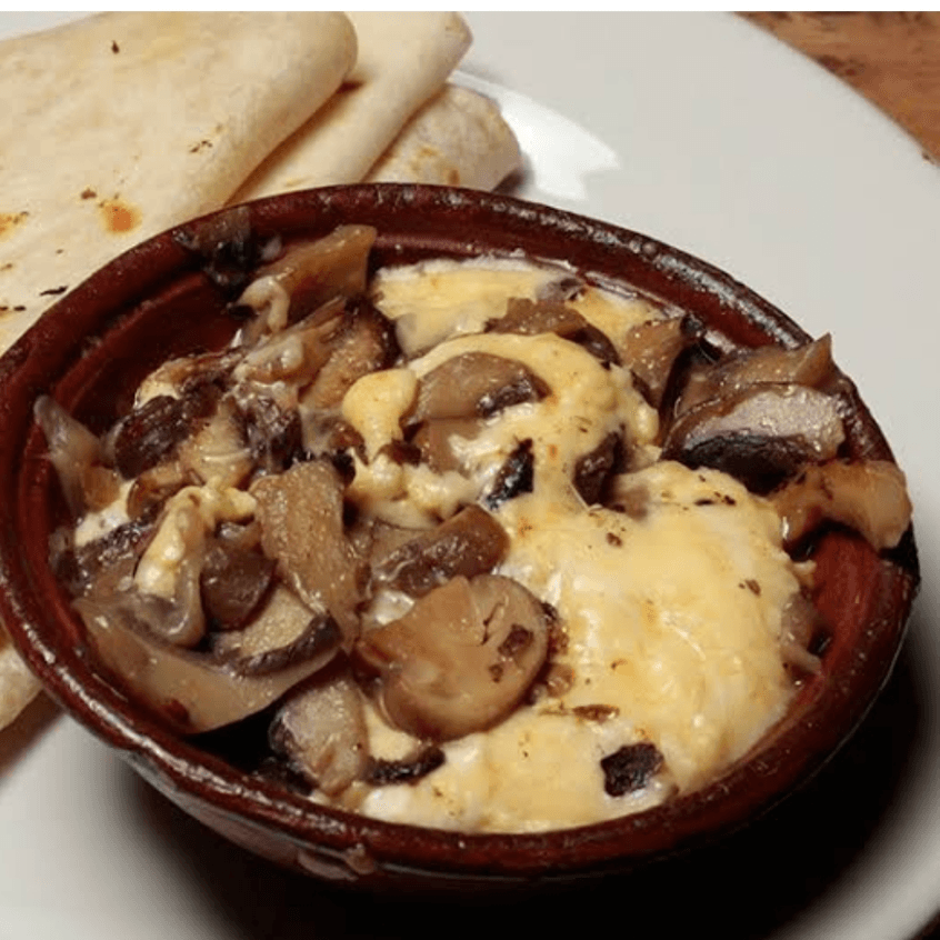 Queso con Champiñones