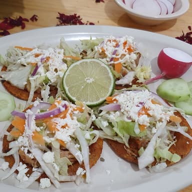 Sopes de Picadillo de Res (4)