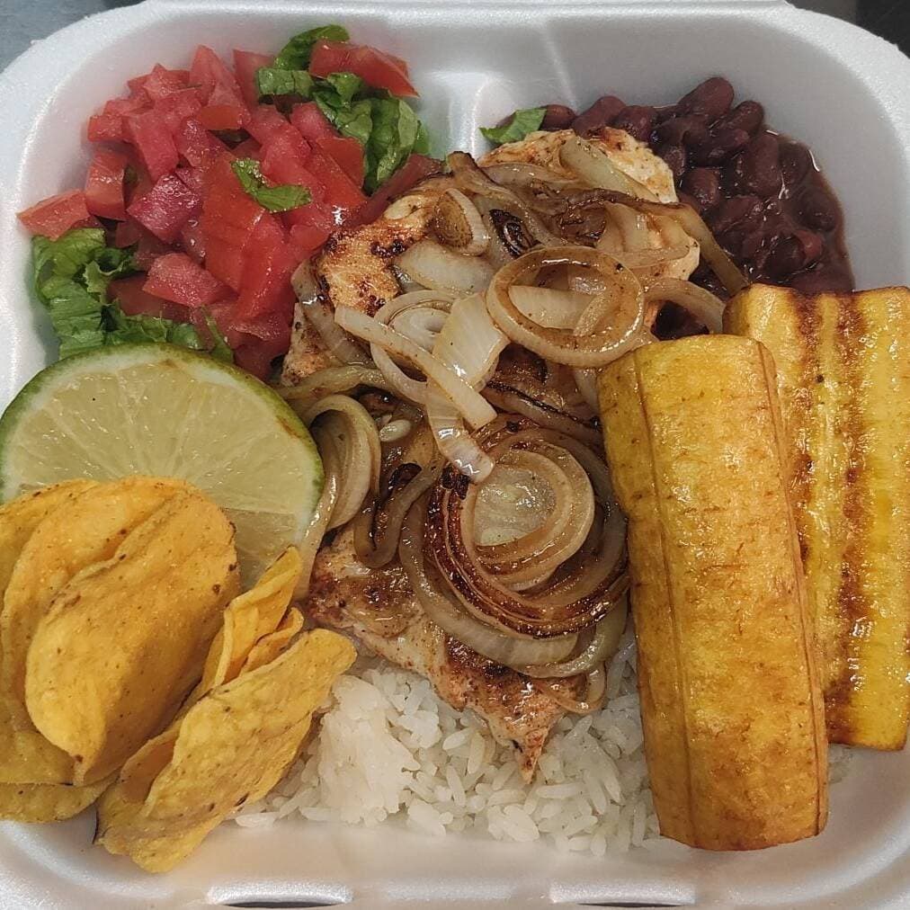 Combo 2  casados de pollo a la plancha