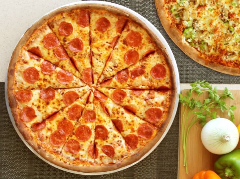 Cheese Pizza (Vistabella)