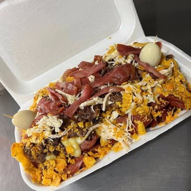 Salchipapa Mega Doritos (2 Personas)