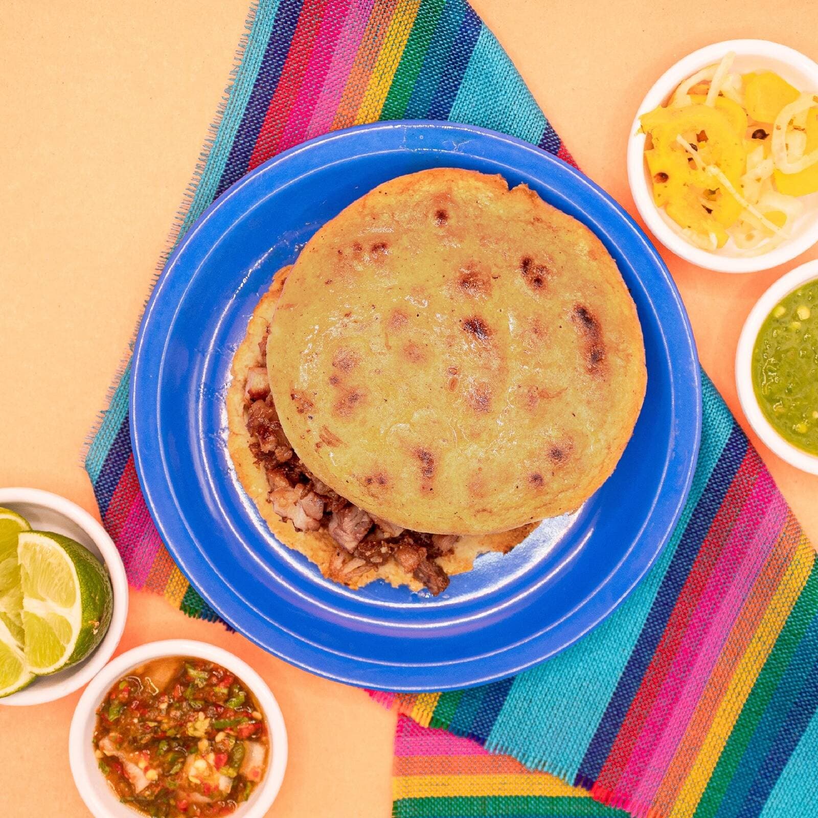 Gorditas de Carnitas