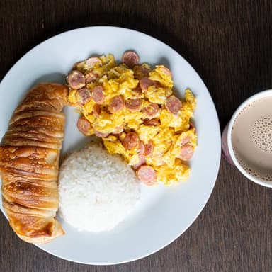 Combo Huevos Rancheros.