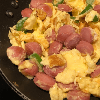 Huevos con Salchicha
