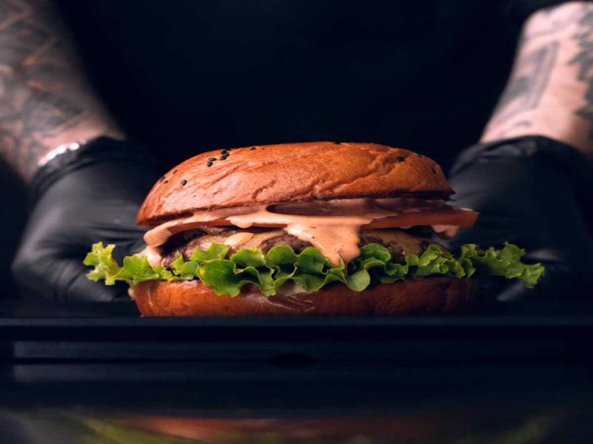 Mr. Burger Gourmet