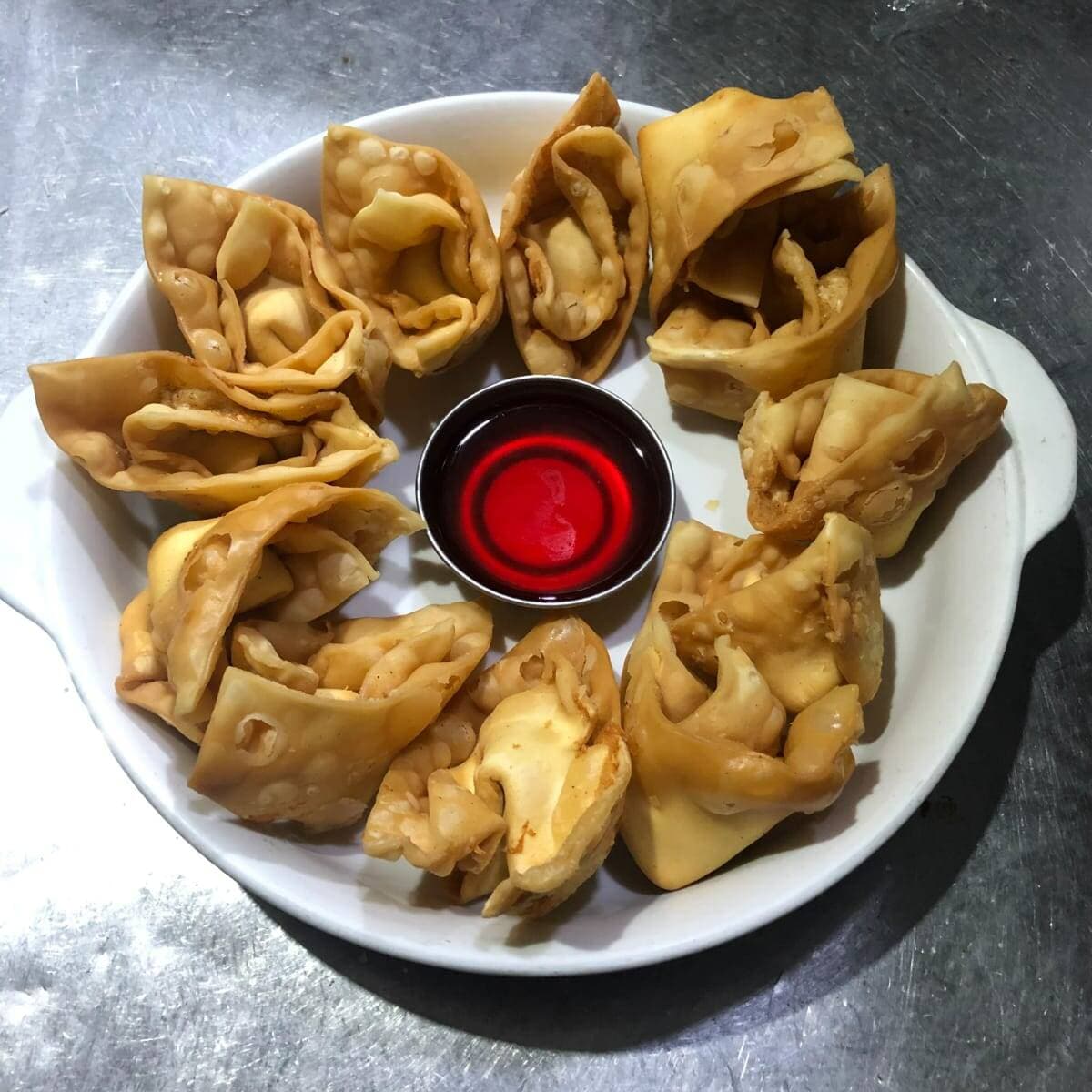 Chicharron de Pollo + 12 wantantes