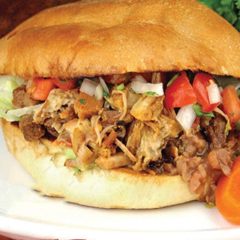 Torta de Carnitas