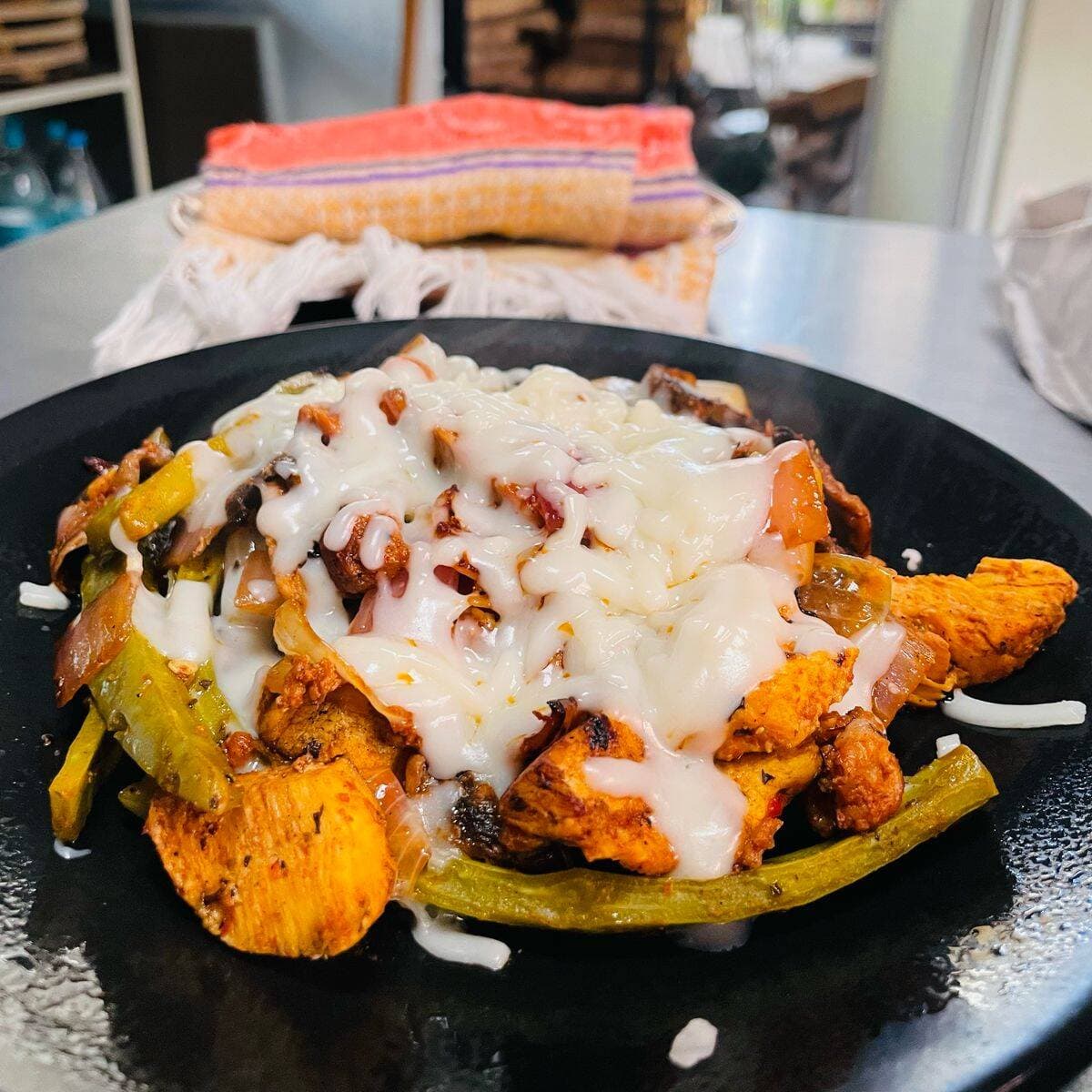 Alambre mixto (pollo y cerdo)