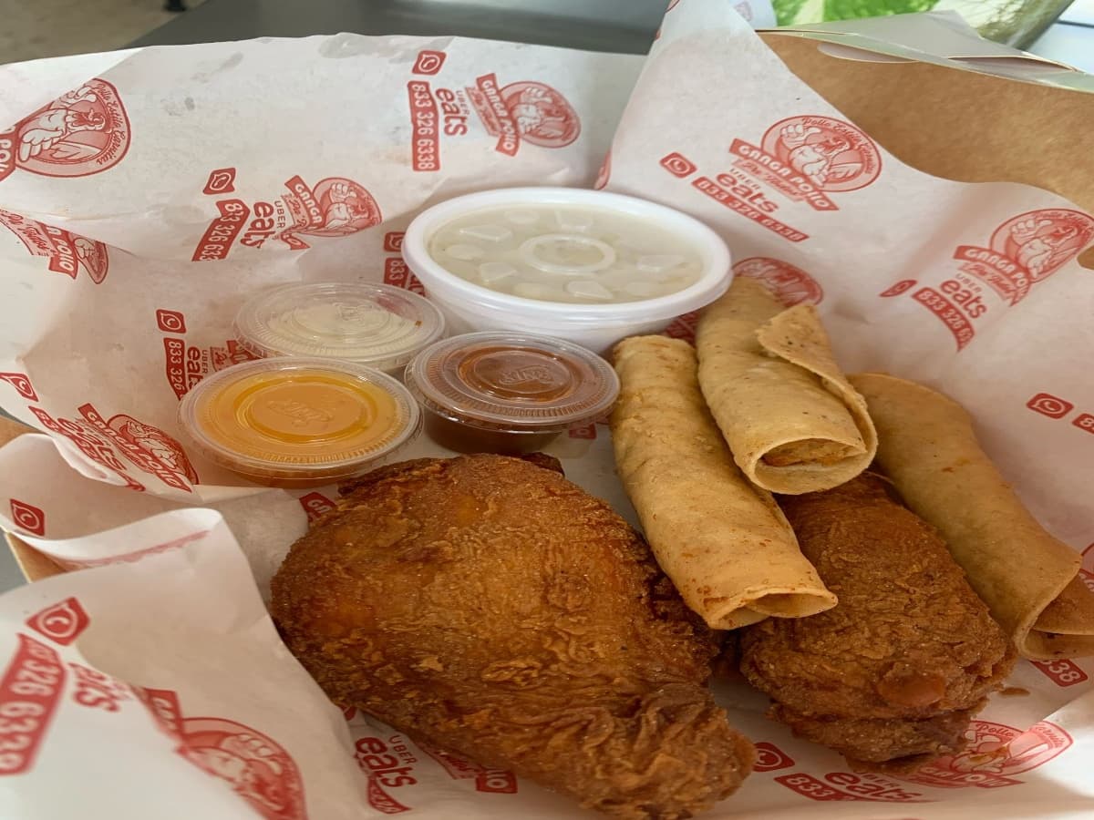 Pollo Bomba